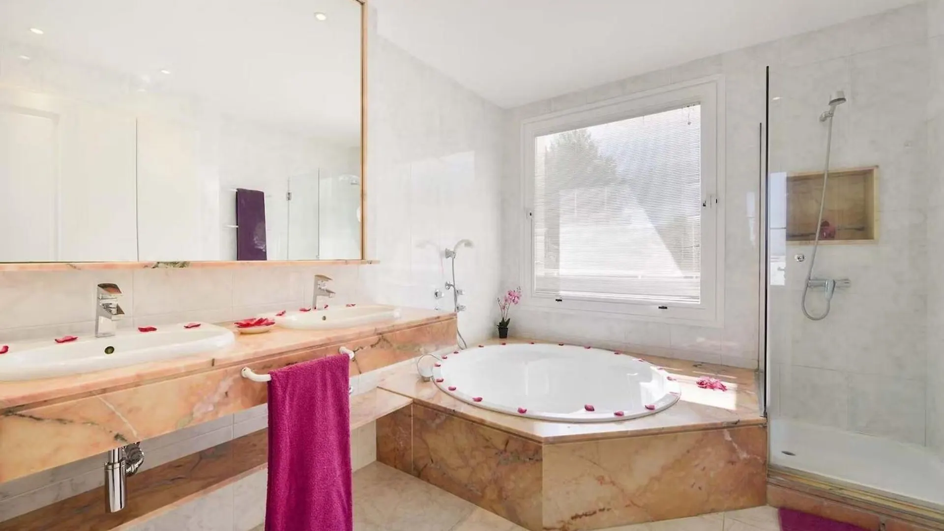 Majestic Villa Near San Antonio Sant Antoni de Portmany