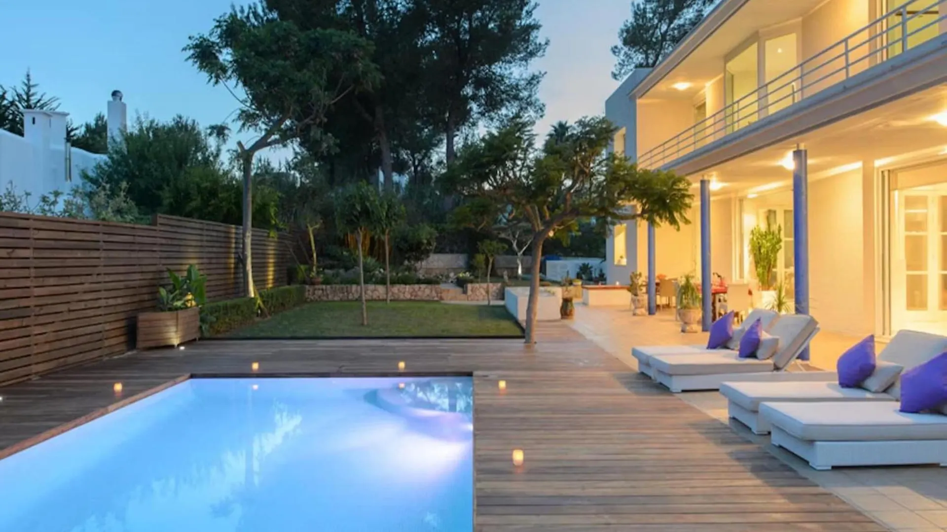 Majestic Villa Near San Antonio